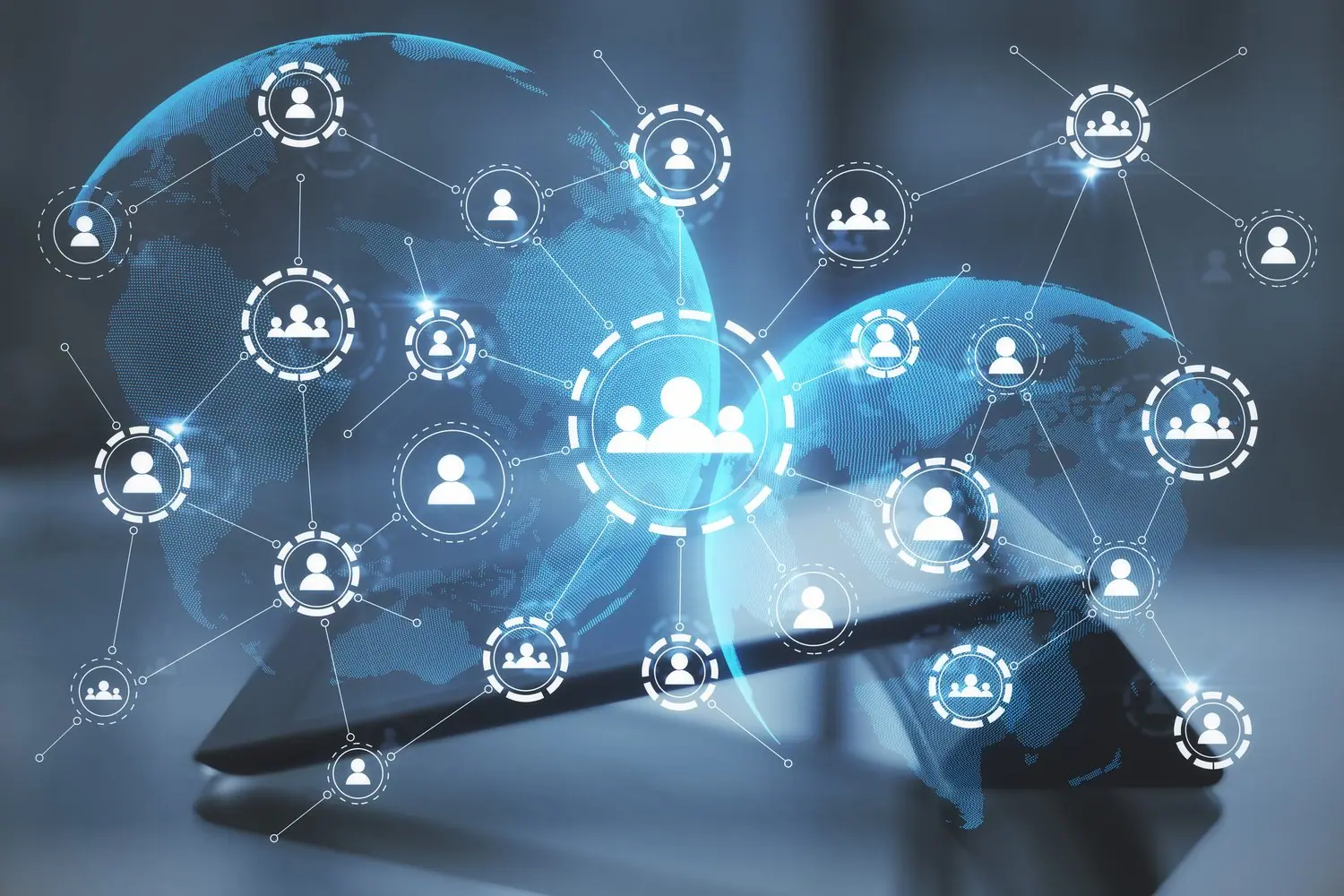 Jak wybrać odpowiedni system CRM dla małej firmy usługowej